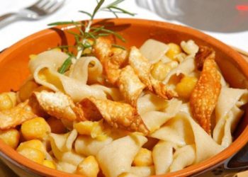 Ciciri e Tria: la ricetta