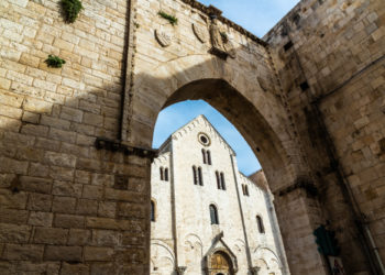 Bari: un giro tra i vicoli del borgo antico