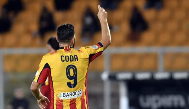 Lecce, Pazzini incorona bomber Coda: ‘In B fa la differenza, bravo Corvino a prenderlo’