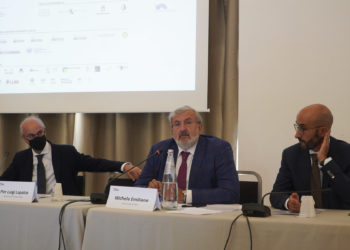 Puglia: al via la Centrale Operativa Regionale di Telemedicina delle cronicità e delle reti cliniche – COReHealth. Emiliano, Lopalco e Gorgoni alla presentazione in occasione del Forum mediterraneo in Medicina