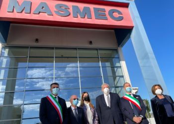 EMILIANO CON DRAGHI E DECARO IN VISITA ALLA MASMEC DI MODUGNO