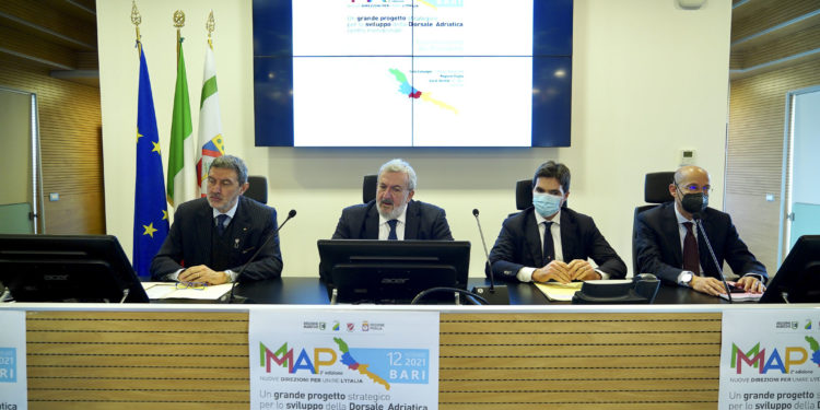 NUOVE DIREZIONI PER UNIRE L’ITALIA: A BARI I PRESIDENTI DI MARCHE, ABRUZZO, MOLISE E PUGLIA PER POTENZIARE I TRASPORTI SULLA DORSALE ADRIATICA