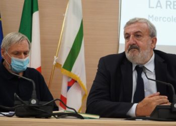 EMILIANO CON DON CIOTTI E IL MONDO DELL’ANTIMAFIA PUGLIESE: “LA MAFIA SI COMBATTE COSTRUENDO UN TESSUTO SOCIALE CHE RESISTE”.
