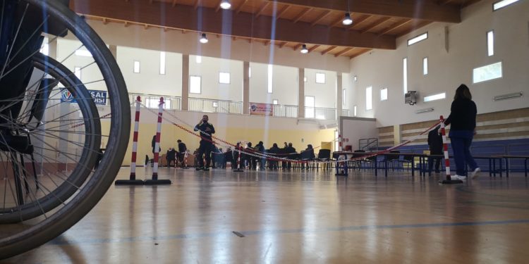 CAMPAGNA VACCINALE ANTICOVID, EMILIANO: “MASSIMA PRIORITÀ ALLE TERZE DOSI PER I PIÙ FRAGILI”