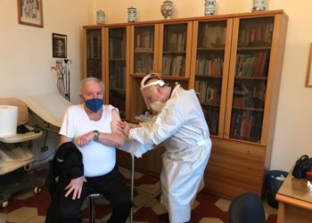 TERZE DOSI VACCINO ANTI COVID: A REGIME LA CAMPAGNA  IN TUTTA LA PUGLIA