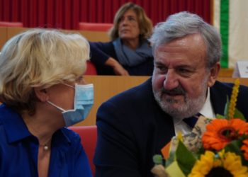 L’APPELLO DI EMILIANO CONTRO LA VIOLENZA: “REGIONE IMPEGNATA A COSTRUIRE LA PARITÀ DELLE OPPORTUNITÀ TRA UOMINI E DONNE”