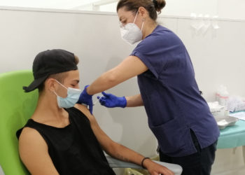 VACCINAZIONI ANTICOVID: DA DOMANI TERZA DOSE DOPO 5 MESI. TRIPLICATE LE PRENOTAZIONI NEGLI ULTIMI DUE GIORNI. OLTRE 7MILA PRIME DOSI NELL’ULTIMA SETTIMANA.