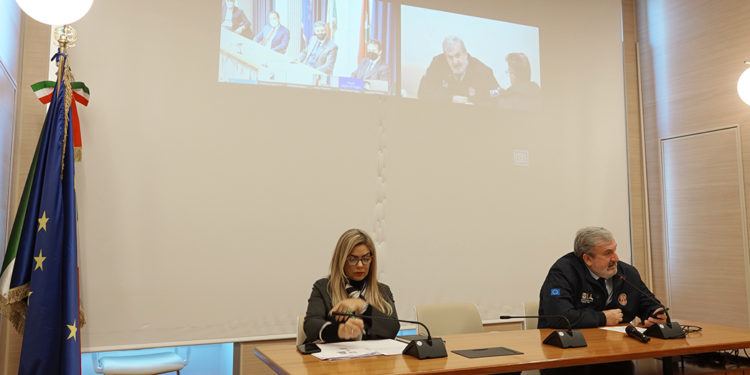 DORSALE ADRIATICA, EMILIANO: “RICONQUISTATA LA RICONNESSIONE DI BARI NELLA RETE EUROPEA DEI TRASPORTI. ALLEANZA TRA LE REGIONI ADRIATICHE SU AUTOSTRADA E ALTA CAPACITÀ BARI-LECCE”