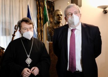 EMILIANO INCONTRA IL METROPOLITA HILARION ALLA LUM AL CONVEGNO “DIALOGO FRA RELIGIONI”: “UNA FORTE AMICIZIA TRA LA PUGLIA E LA RUSSIA CHE SPERIAMO POSSA FAVORIRE L’INCONTRO TRA IL PAPA E IL PATRIARCA A BARI”