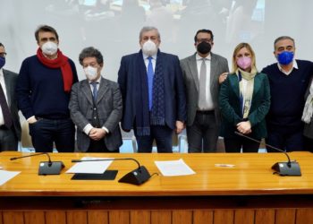 PNRR. Sottoscritto il Protocollo per la partecipazione e il confronto per l’avvio del tavolo permanente regionale di monitoraggio e partecipazione tra Regione Puglia, Anci, UPI e rappresentanze sindacali