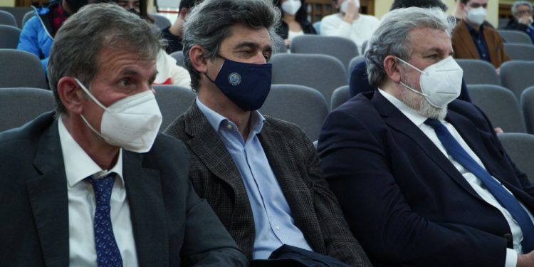 EMILIANO AL DIBATTITO SUGLI INVESTIMENTI BEI IN ITALIA E SULLA NEXT GENERATION EU: “LA PUGLIA È LA REGIONE PIÙ EFFICIENTE NELL’UTILIZZO DEI FONDI EUROPEI”