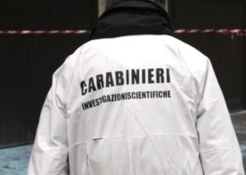 Lecce, trovato morto in casa incappucciato e con mani legate
