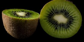 Dolce al cucchiaio con kiwi