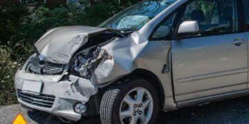 Auto sinistrate da privati, cresce il mercato degli acquisti