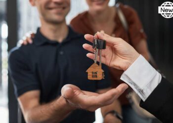 Acquistare casa su carta: sogni e cautela tra le mura ancora da costruire